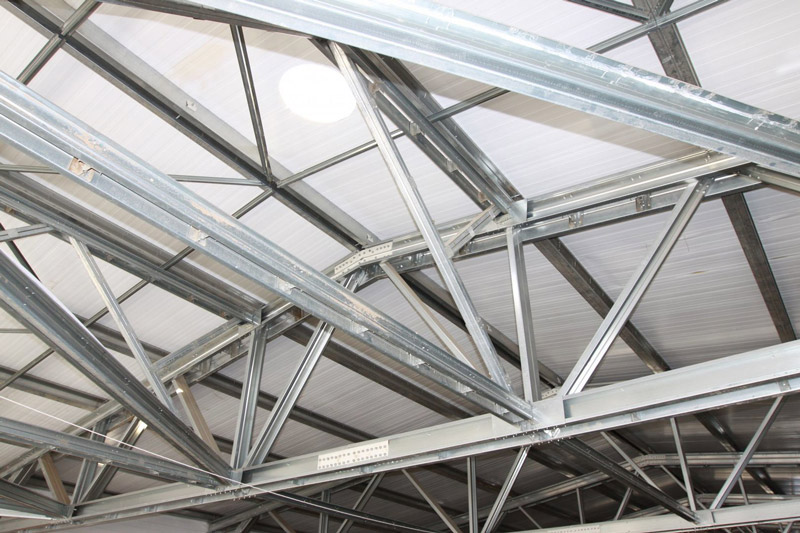 مواد اولیه و فناوری‌های نوین در سوله‌سازی